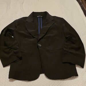 Classic Black Single-Button Blazer